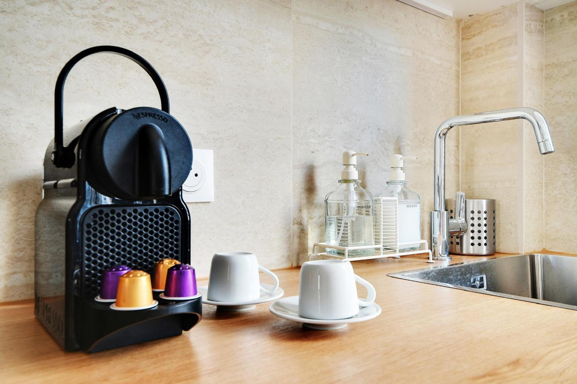 Comfy Suite By Les Maisons De Charloc Homes Boulogne-Billancourt Zewnętrze zdjęcie